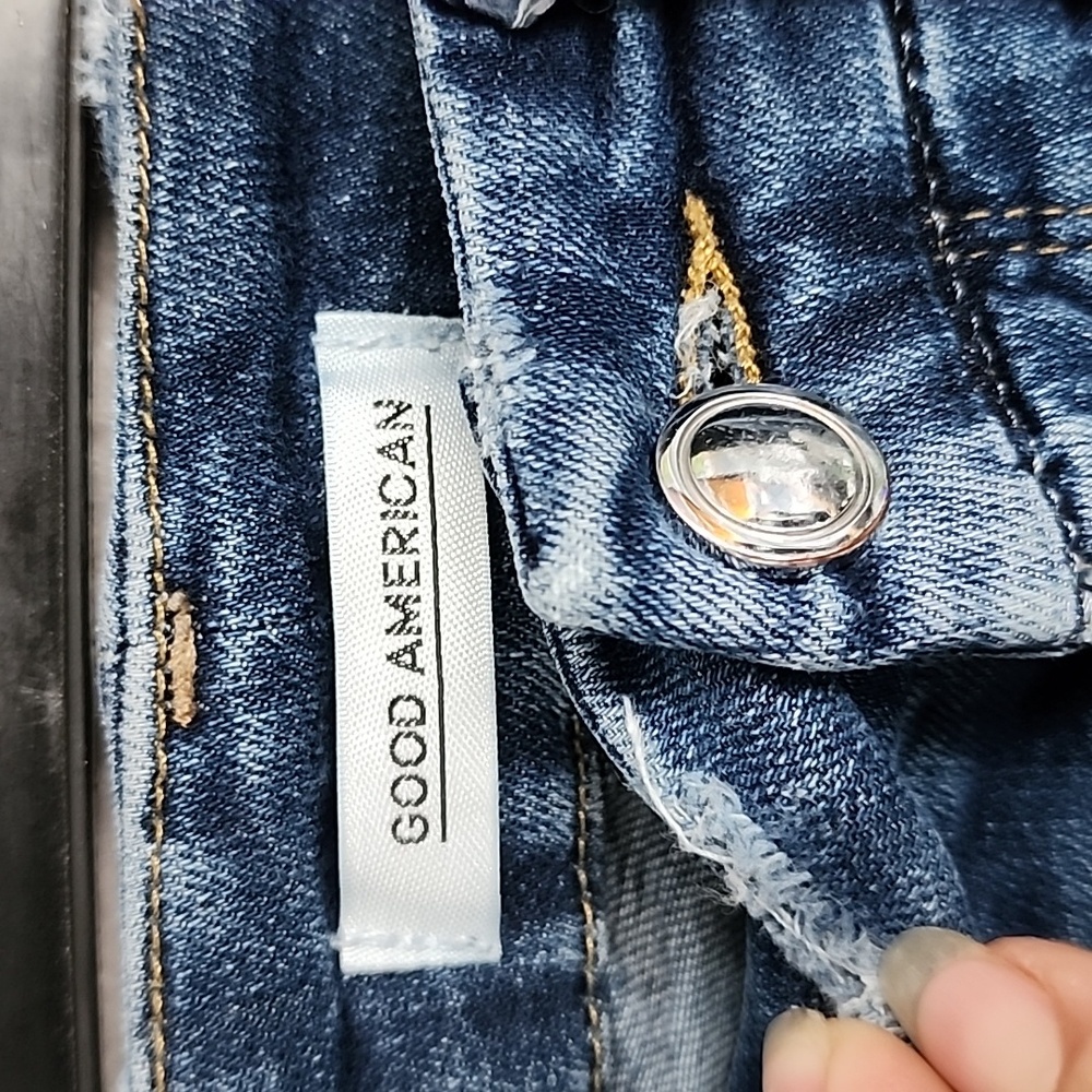 Good American High-Rise Skinny Ankle Jeans/ 4/27 - Picture 3 of 11